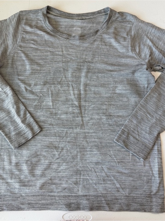 lululemon athletica Tops - Lululemon Long Sleeve Size 10